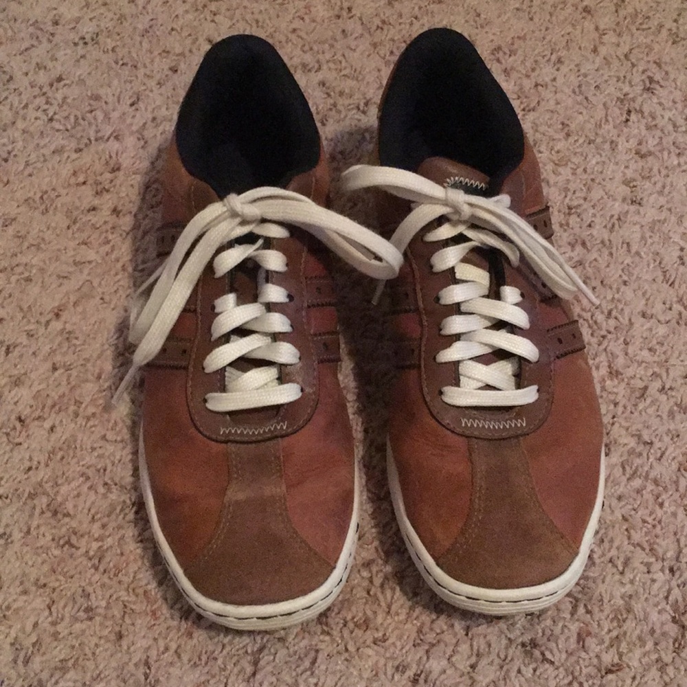Men’s Adidas golf shoes